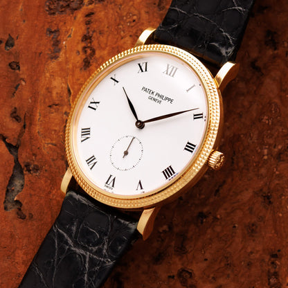 Patek Philippe Calatrava 18K "Clous de Paris"